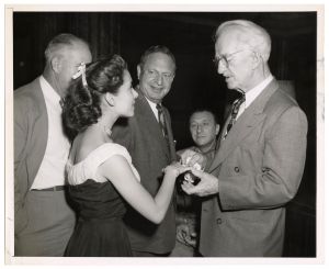 Harry Blackstone Performs with a Woman's Ring