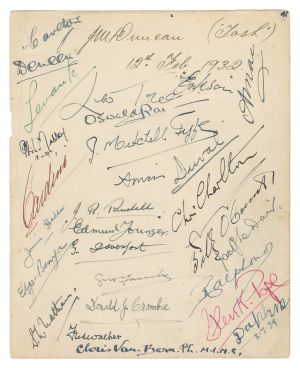 Magic Circle Member Autographs